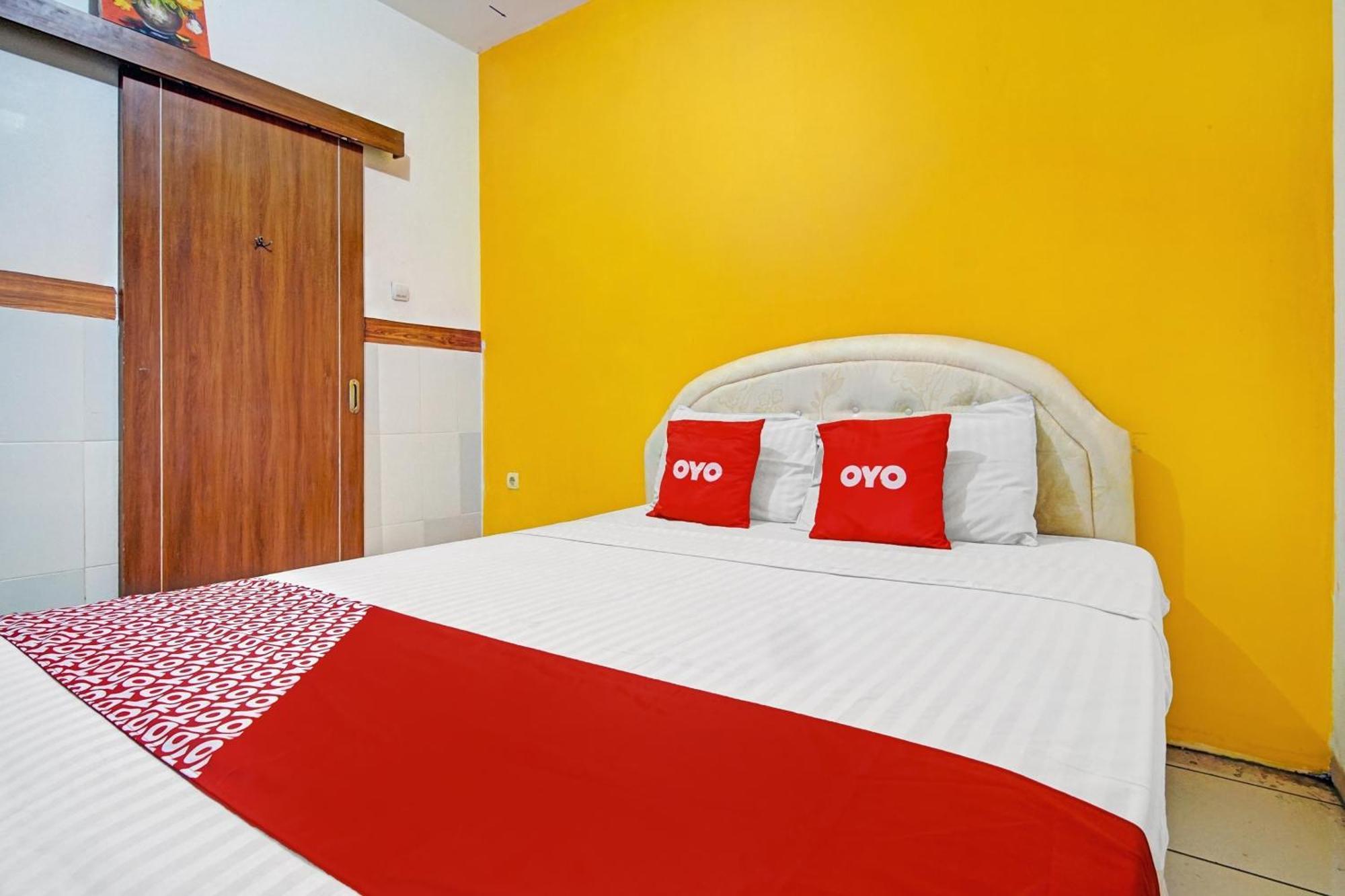 Super Oyo 90422 Mall Of Indonesia Джакарта Екстериор снимка